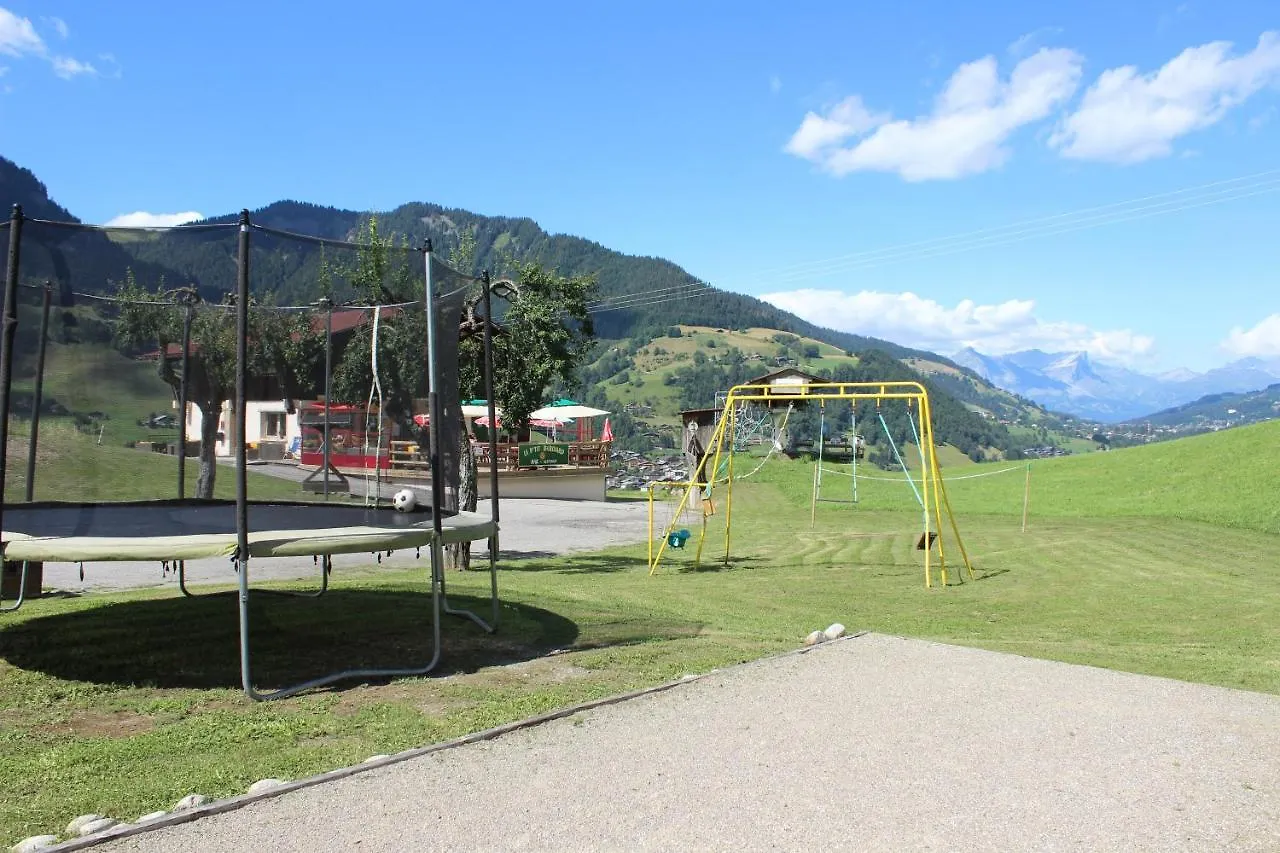 Hotel Les Bernards Praz-sur-Arly 2*,
